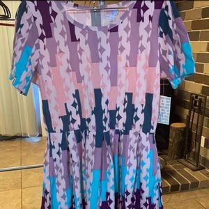 Lularoe Amelia with Pockets XL